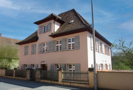 Foto: Altes Pfarrhaus in Regelsbach